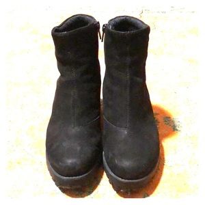 Black vagabond shoemakers ankle boots.comfortable